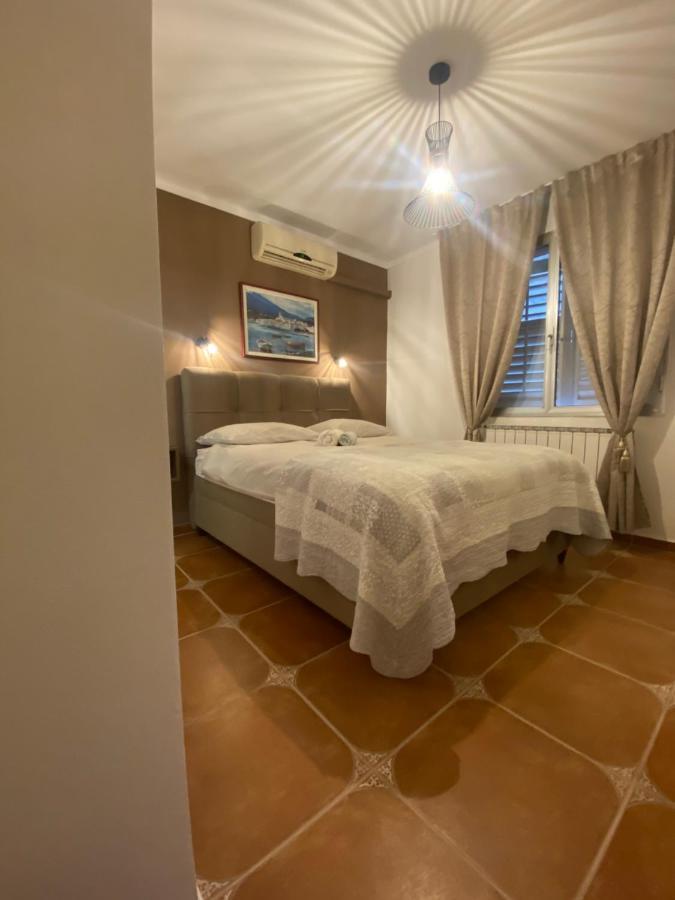 Apartments Oliva Пореч Экстерьер фото