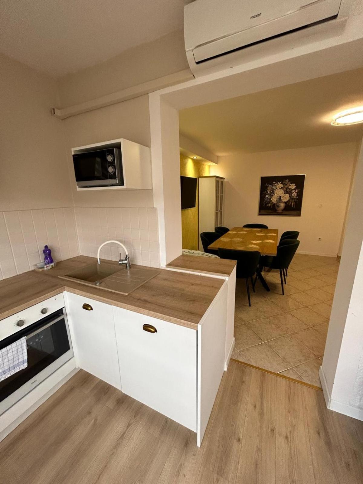 Apartments Oliva Пореч Экстерьер фото