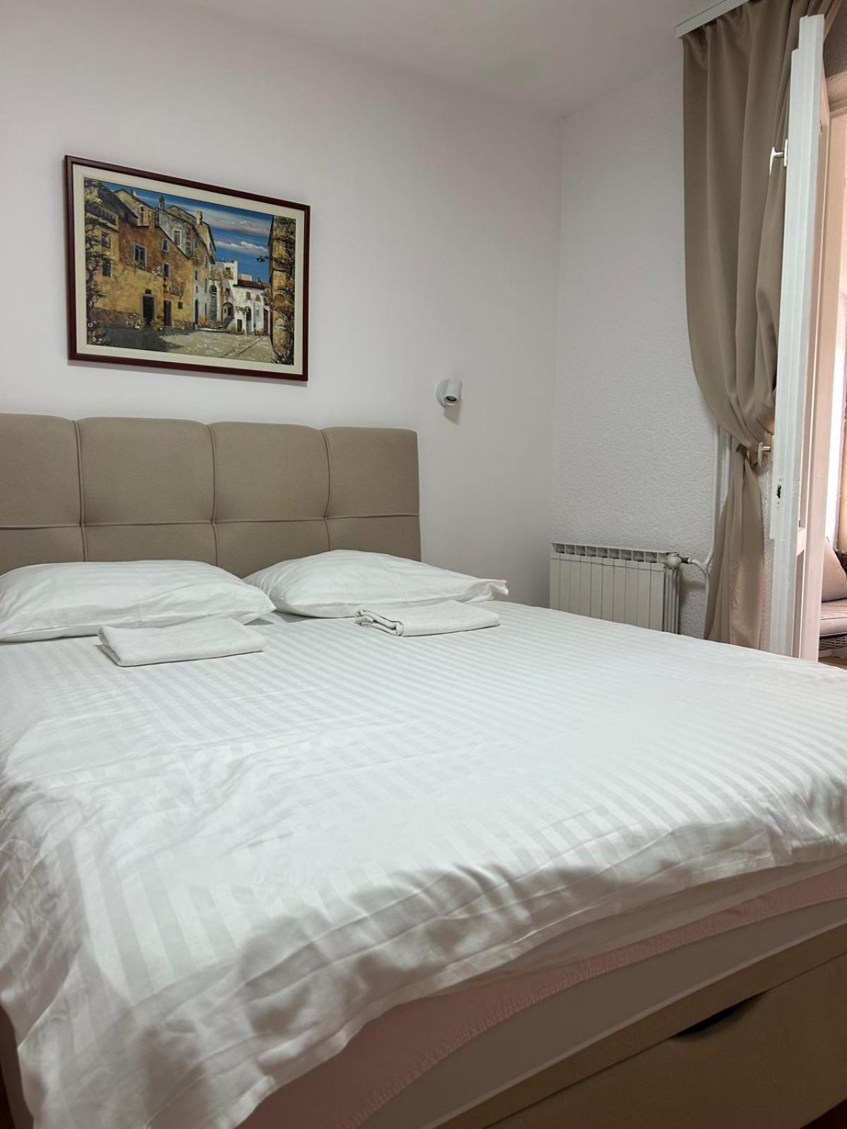Apartments Oliva Пореч Экстерьер фото